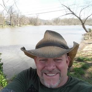 Meet your Posher, Rocky